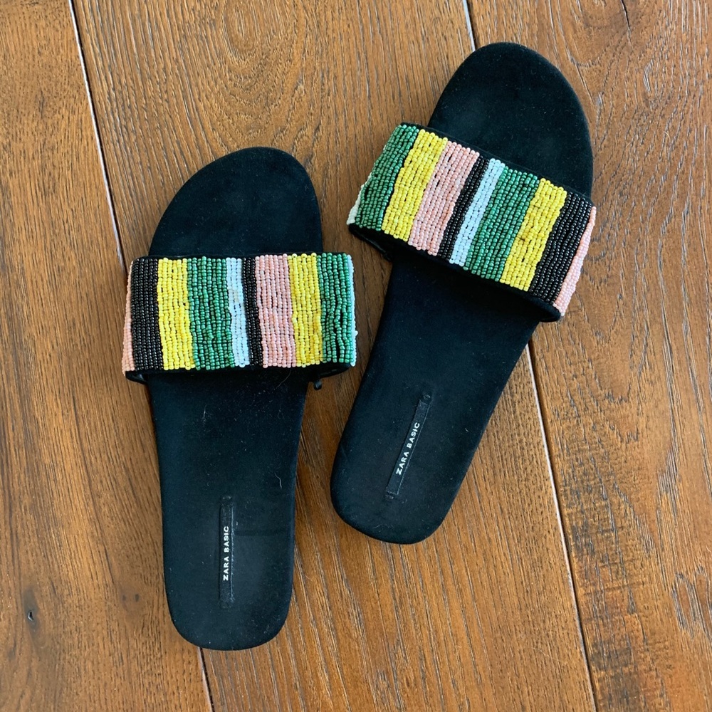 Zara basic slides
